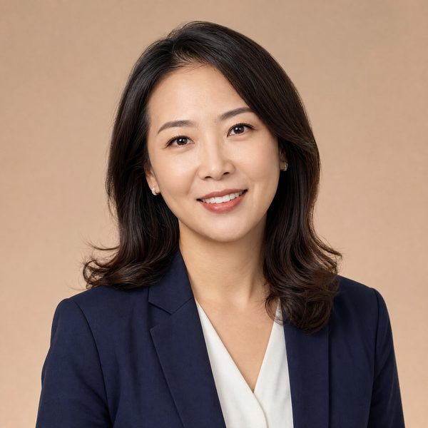 看片社区顾问李心语